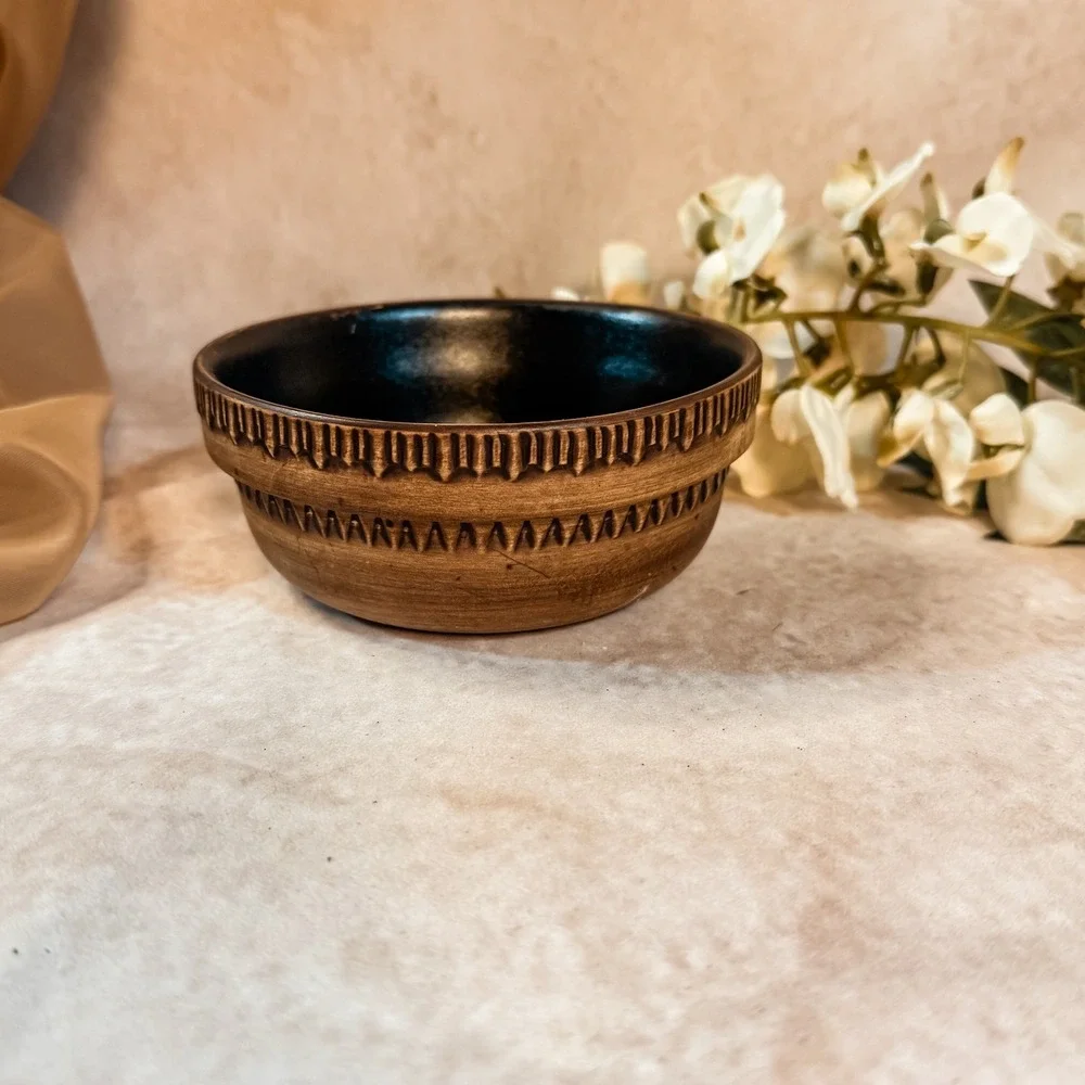 Brown‎ Stoneware Tender Heart Dish